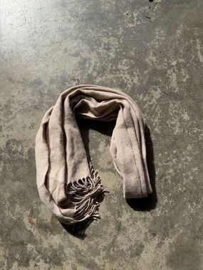 H&M Light Beige Fringed Wrap Scarf